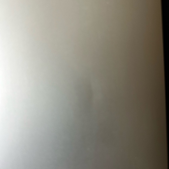 As-Is Apple iPad 1st Generation 32GB - Picture 8 of 9